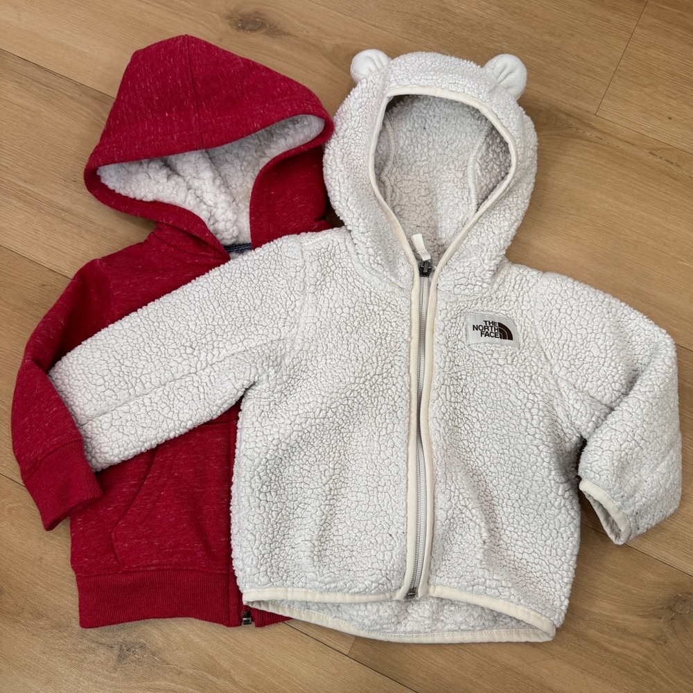 North Face Campshire Bear Hoodie 6-12M + Cat&Jack Zip Fleece Lined Hoodie 12M